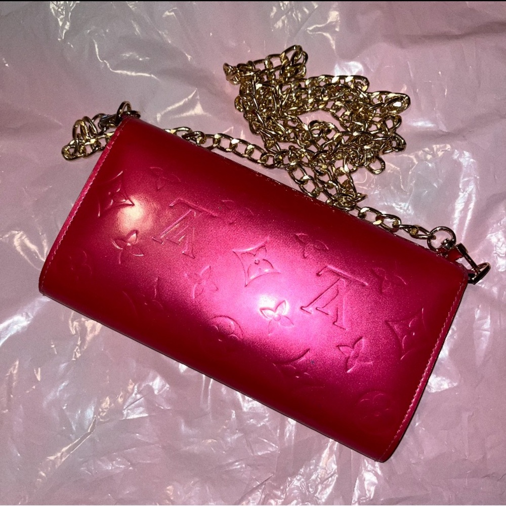 LOUIS VUITTON vernis wallet on a chain, hot pink, y2k vintage, AUTHENTIC - Picture 3 of 8